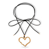 Collana con corda a forma di cuore