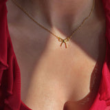 Conjunto de lazo (collar + pendientes)