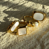 Bague en perle blanche