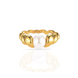 Bague en perle blanche