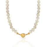 Collier de perles de rose