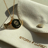 Colgante de hueso personalizable