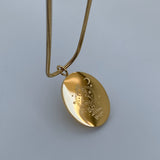 Collier médaille ovale du zodiaque