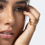 Anillo de tres eslabones con diamantes