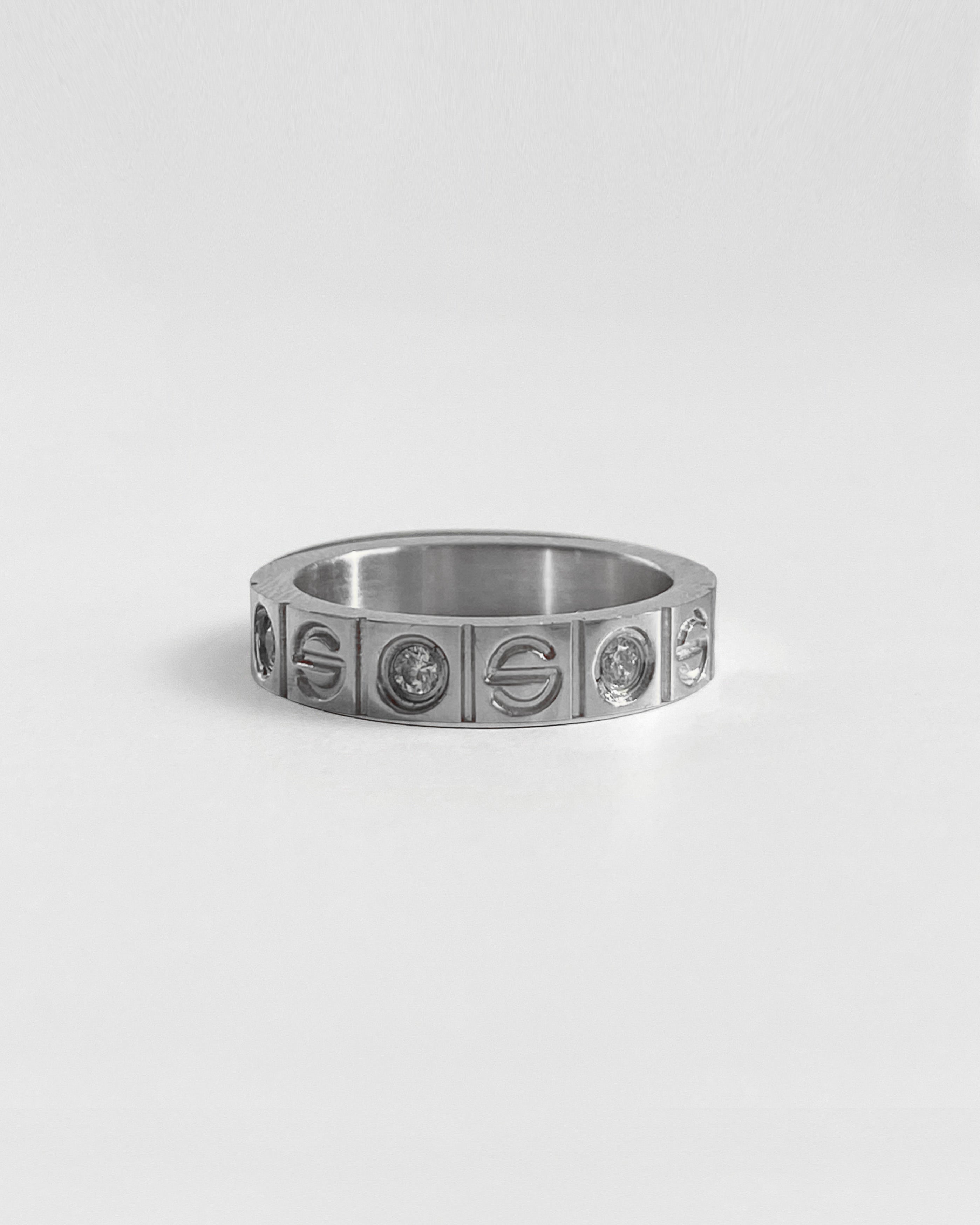 Anillo Oira