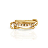 Anillo de tres eslabones con perlas