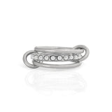 Anillo de tres eslabones con perlas
