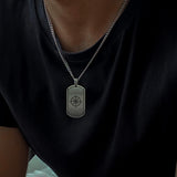 Collana con medaglia