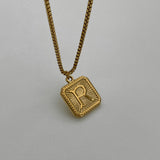 Collar Medalla Cuadrada