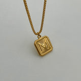 Collar Medalla Cuadrada