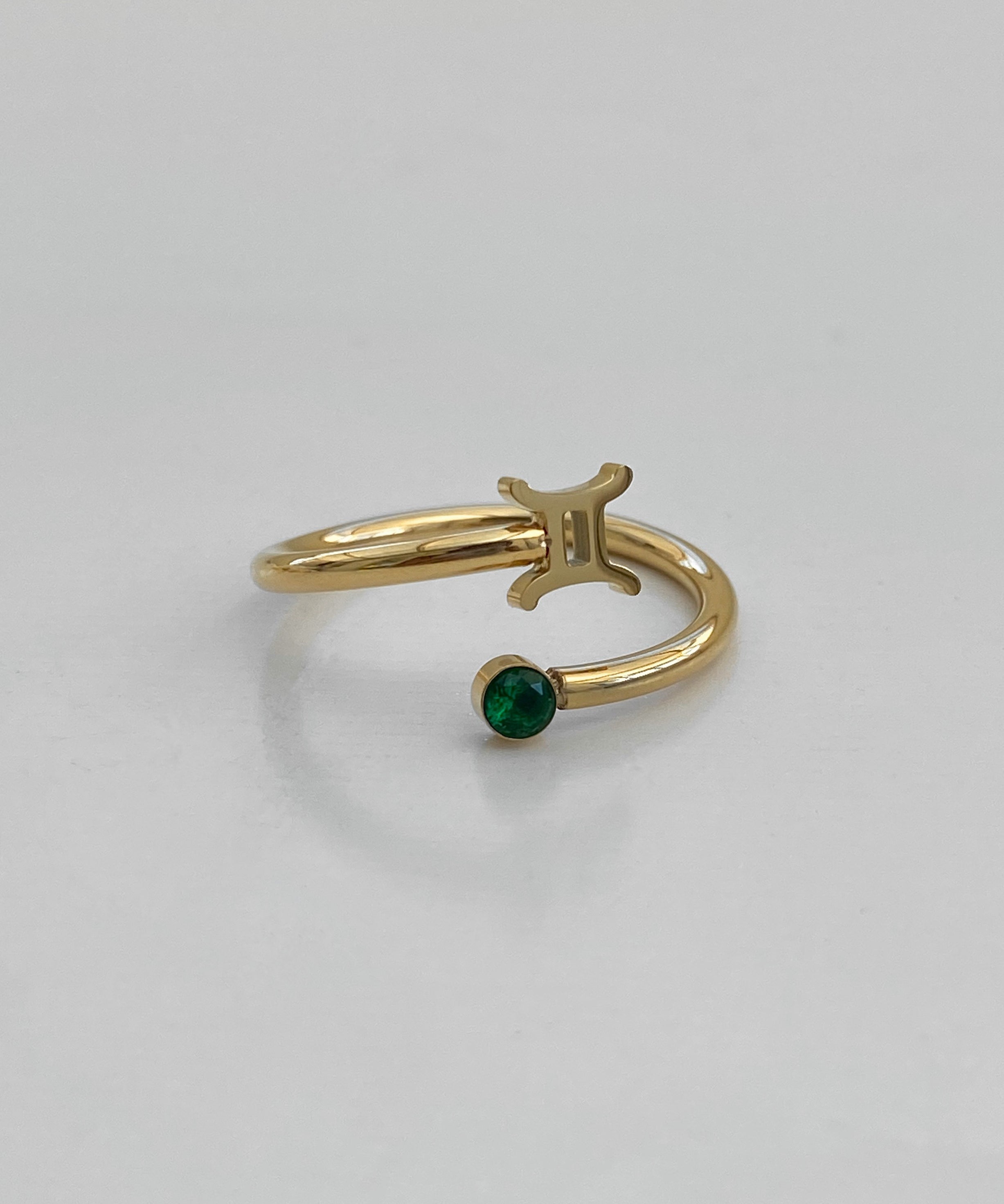 Anillo de signos del zodíaco de cristal