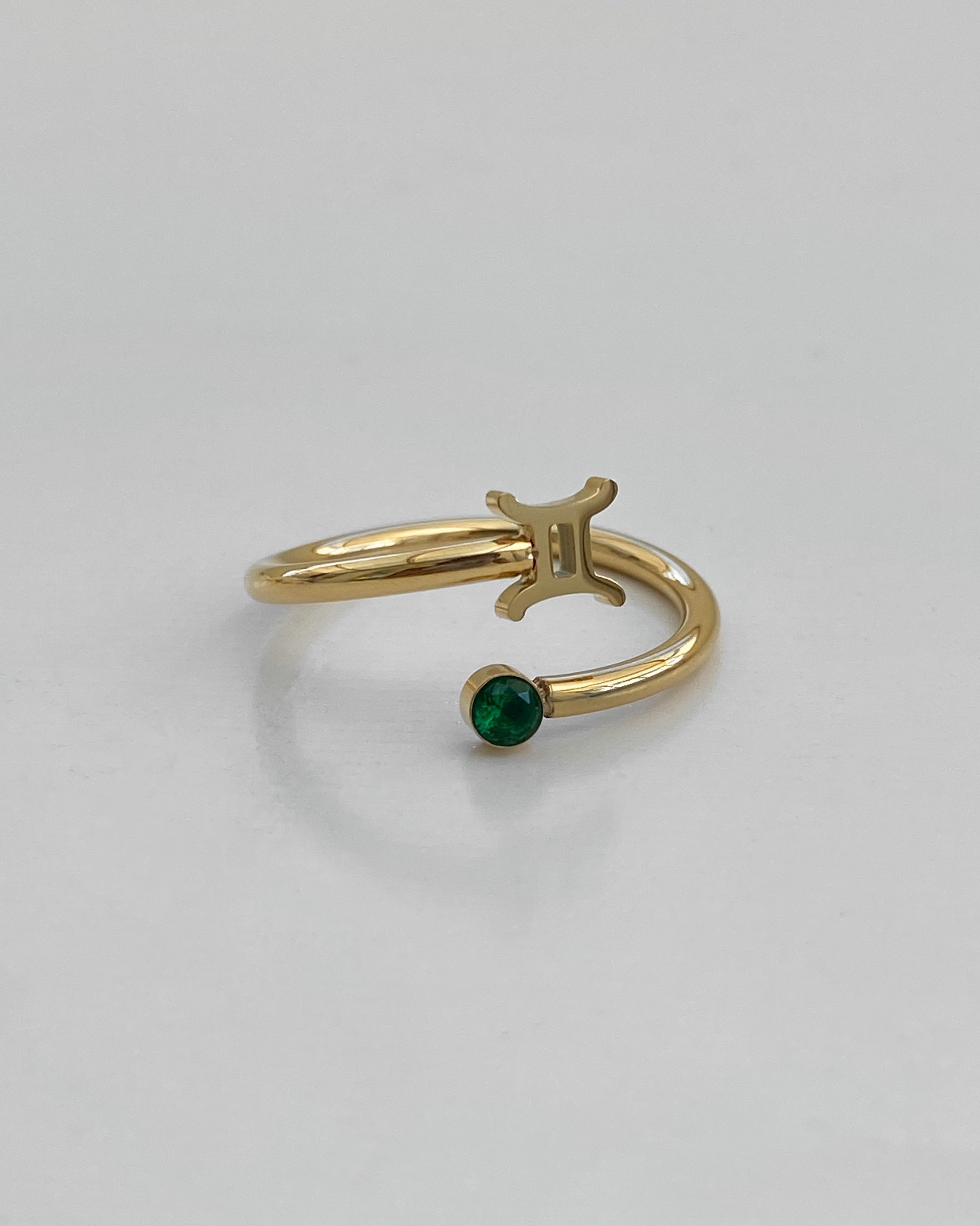 Anillo de cristal con el signo del zodiaco