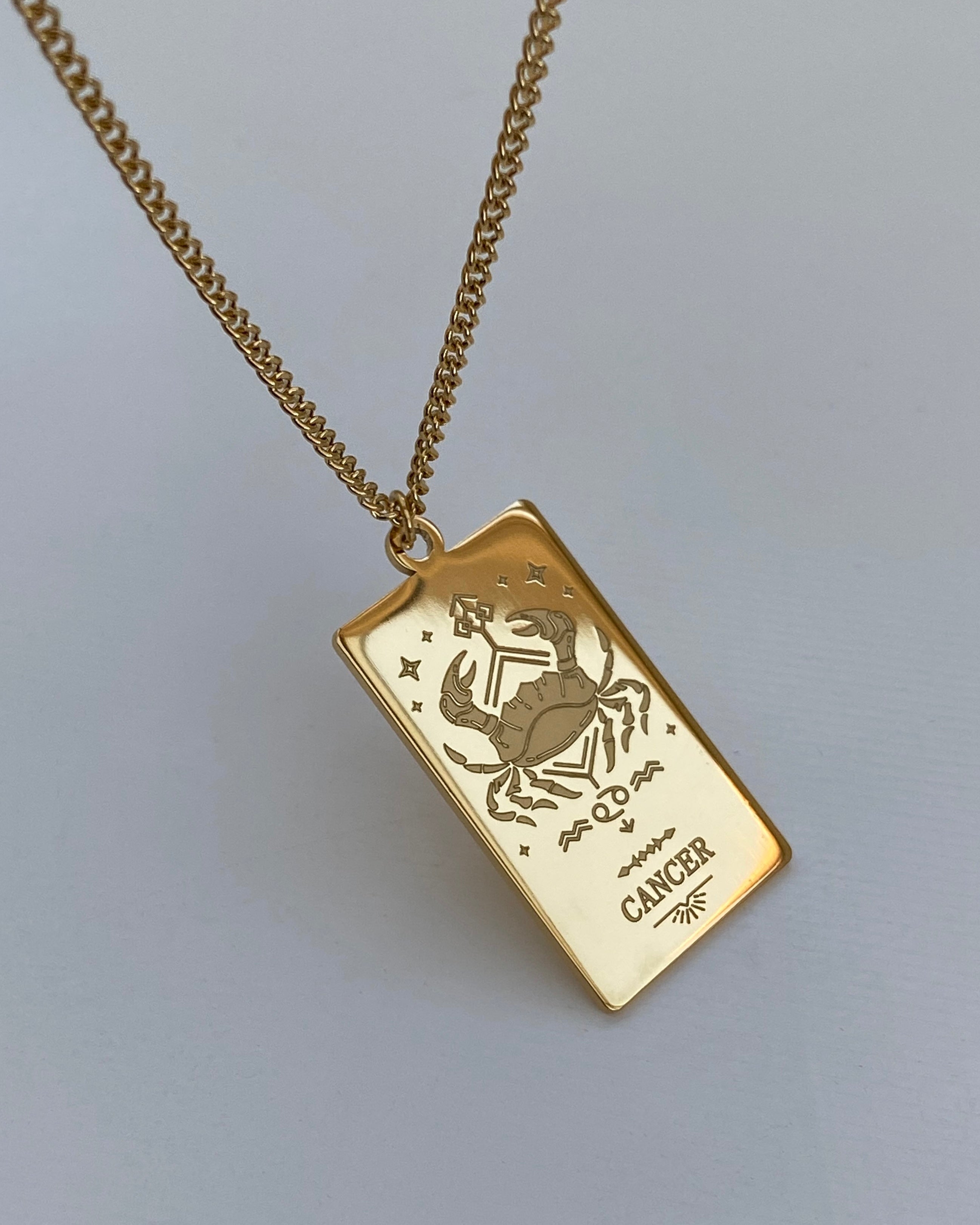 Collar con medalla del zodiaco