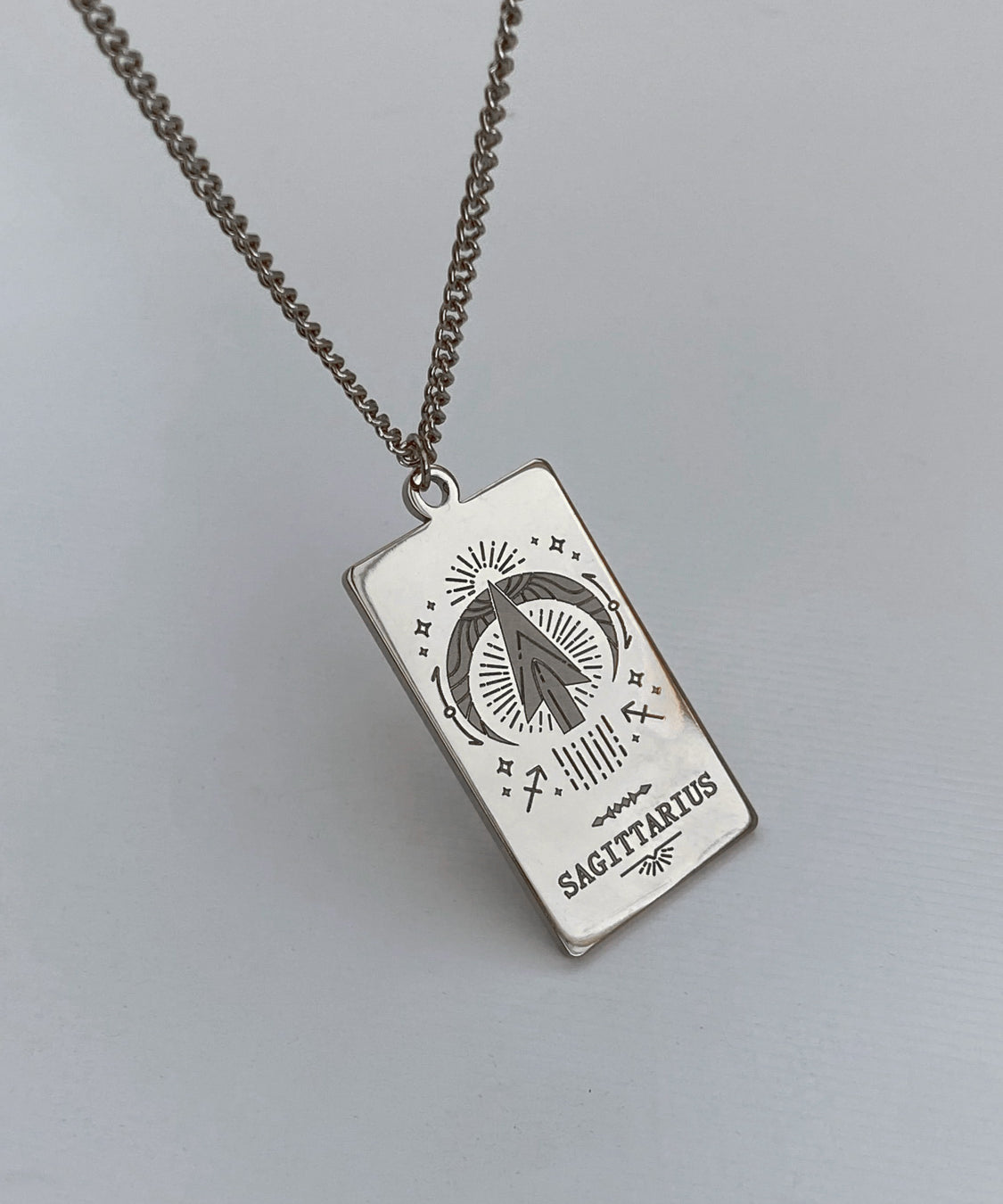 Collana con medaglia dello zodiaco