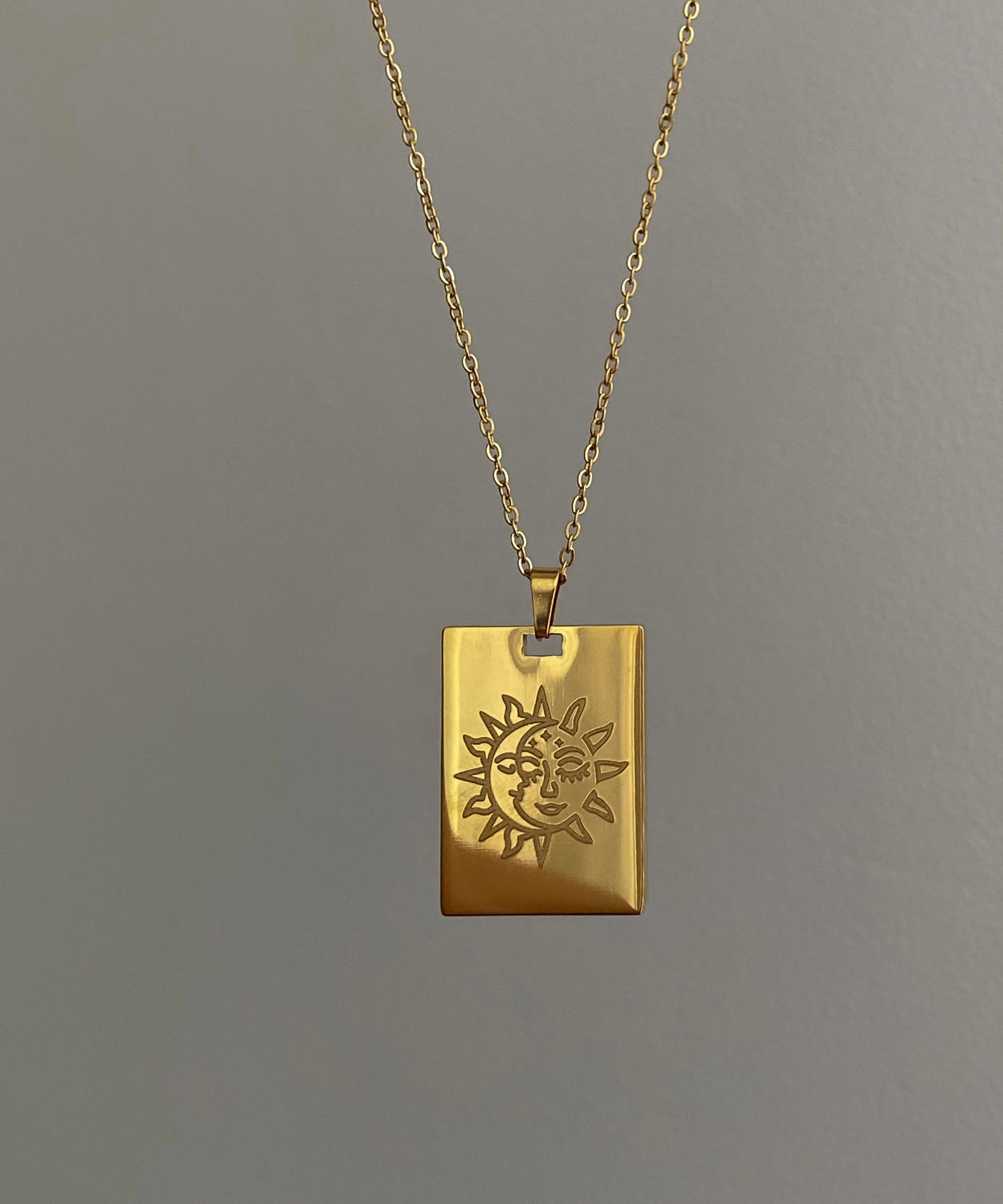 Collana con medaglia Isère