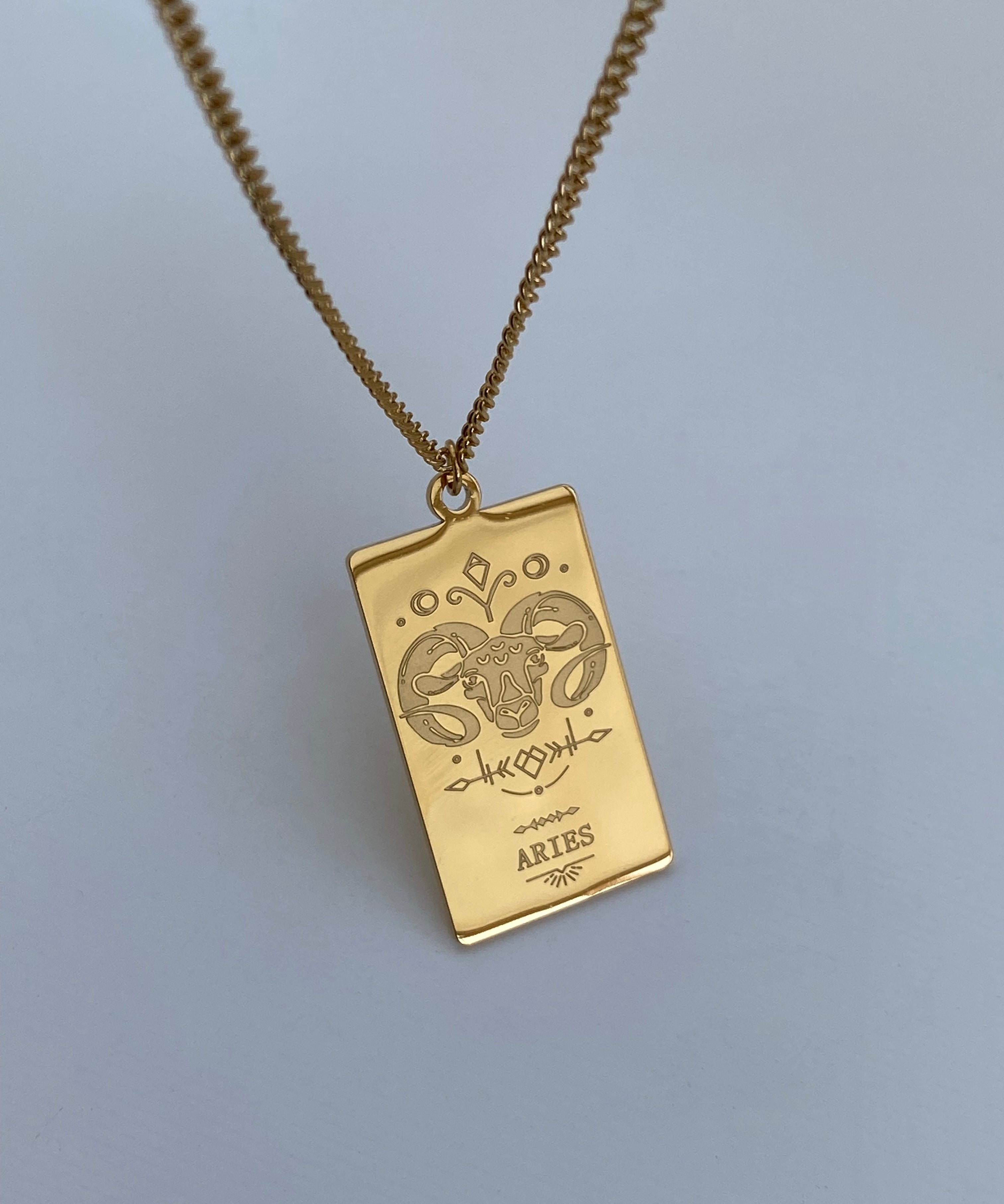 Collana con medaglia dello zodiaco