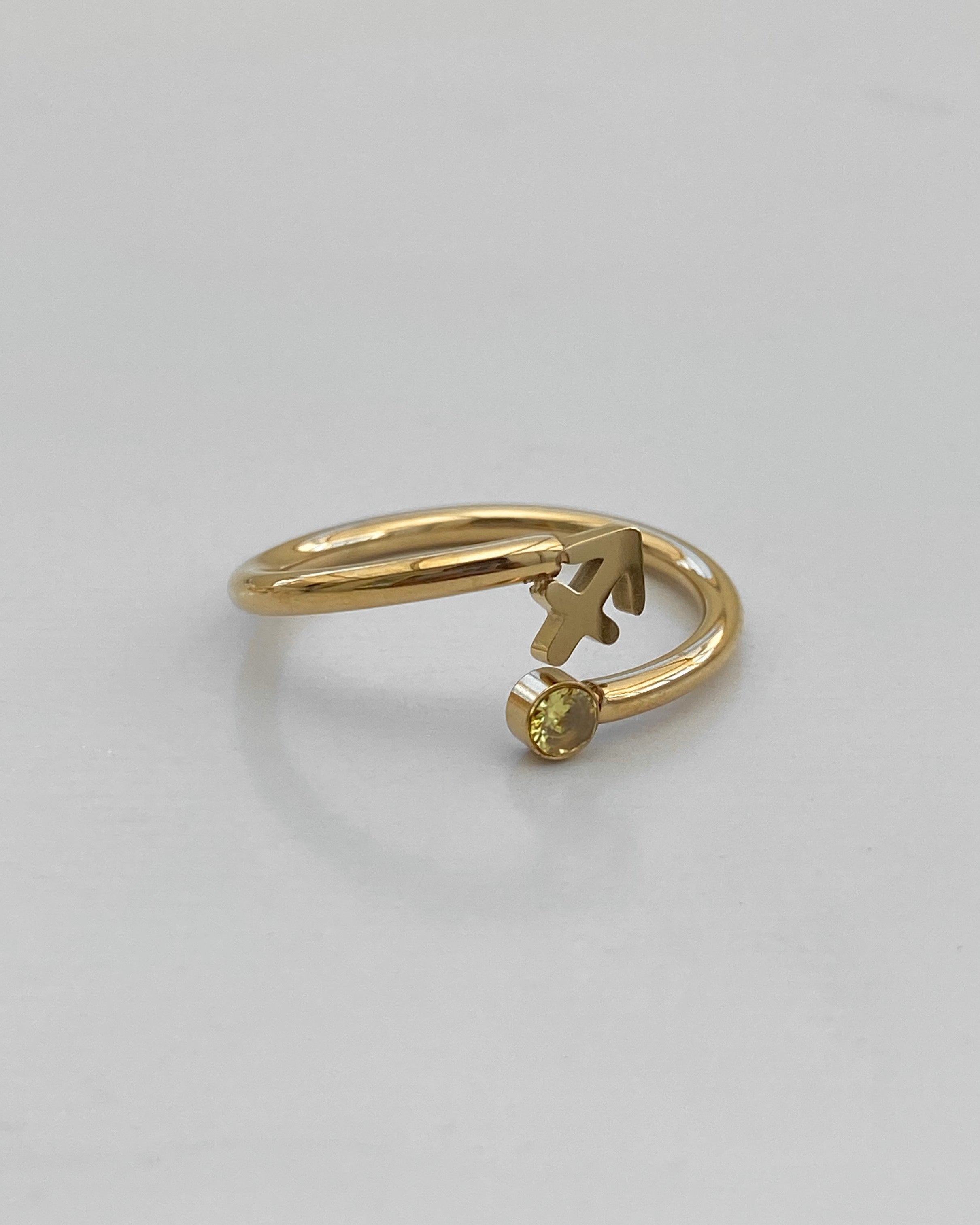 Anillo de cristal con el signo del zodiaco