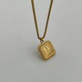 Collar Medalla Cuadrada