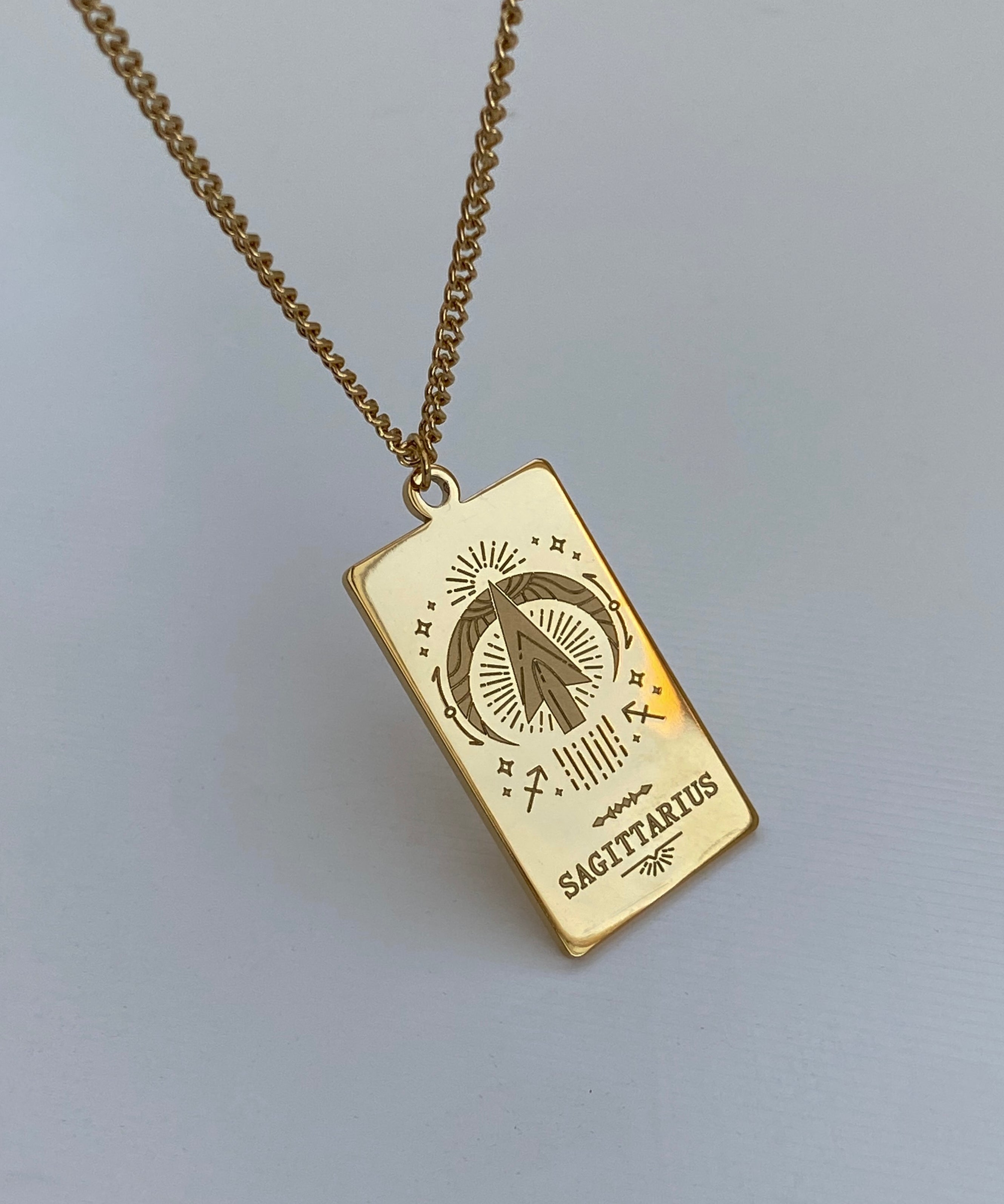 Collana con medaglia dello zodiaco